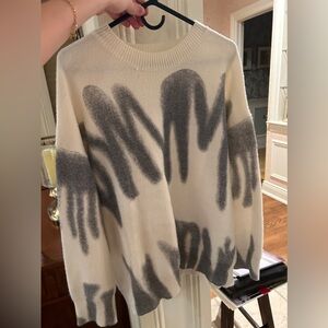 Le Lis Oversized Sweater